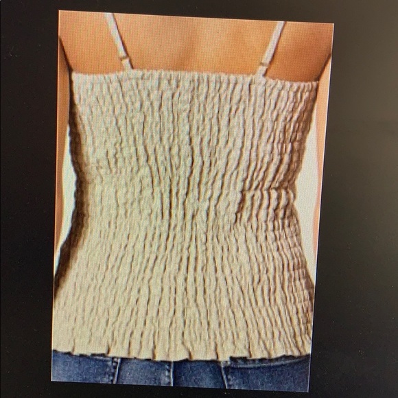 NWT - tie front linen top - Picture 2 of 4